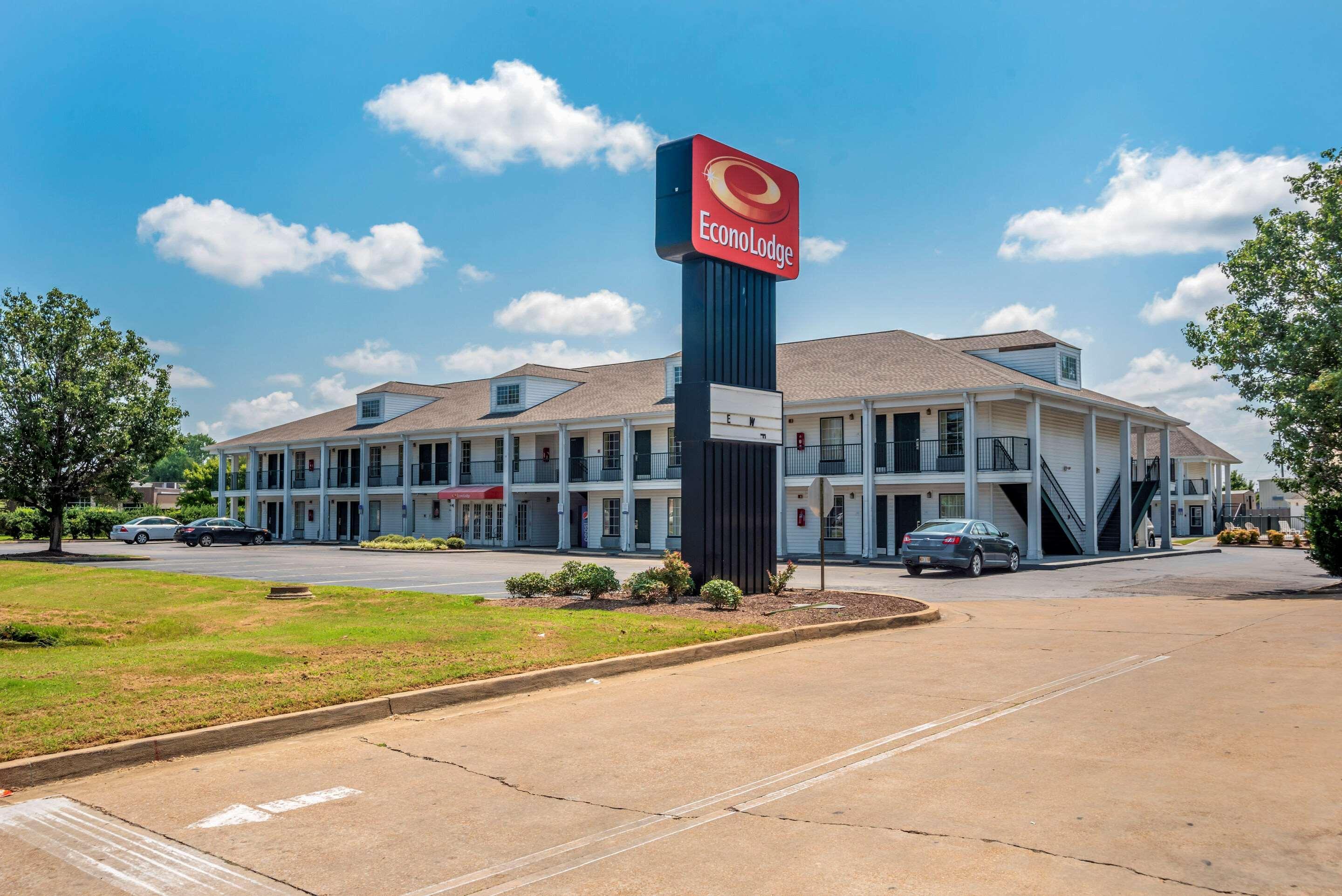 Econo Lodge Tupelo Eksteriør bilde