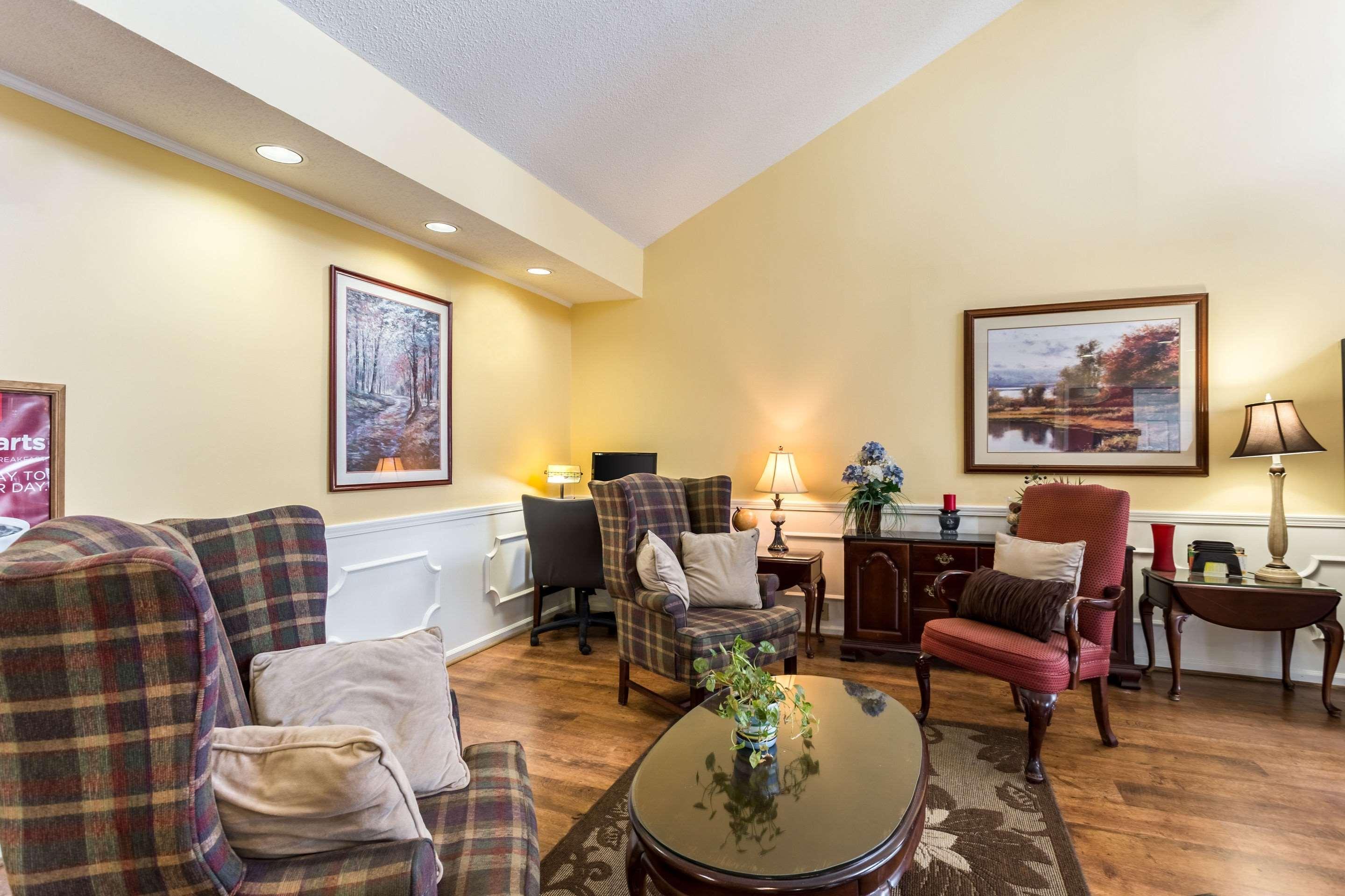 Econo Lodge Tupelo Eksteriør bilde
